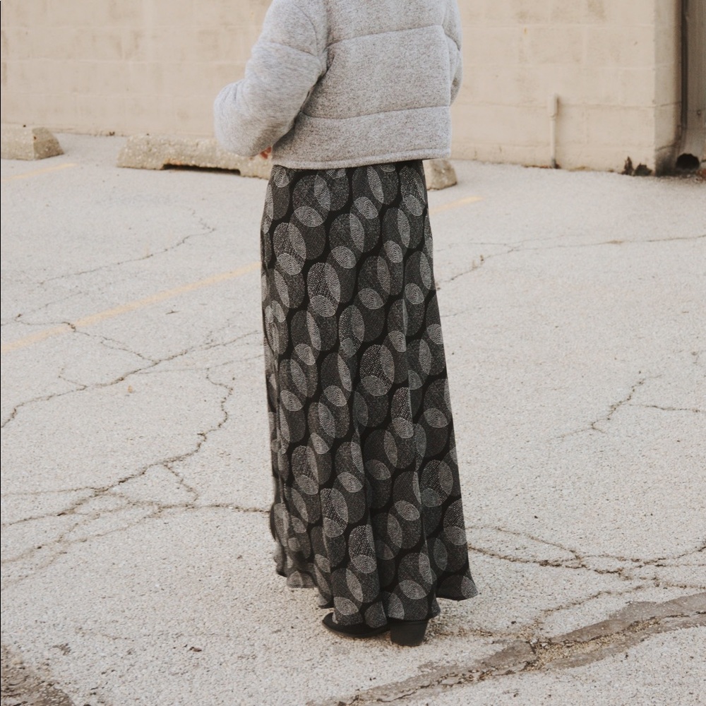 **Like New** boho flowy skirt!